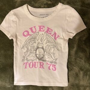 American Eagle Band (Queen) Cropped/Mini T-shirt (xs)